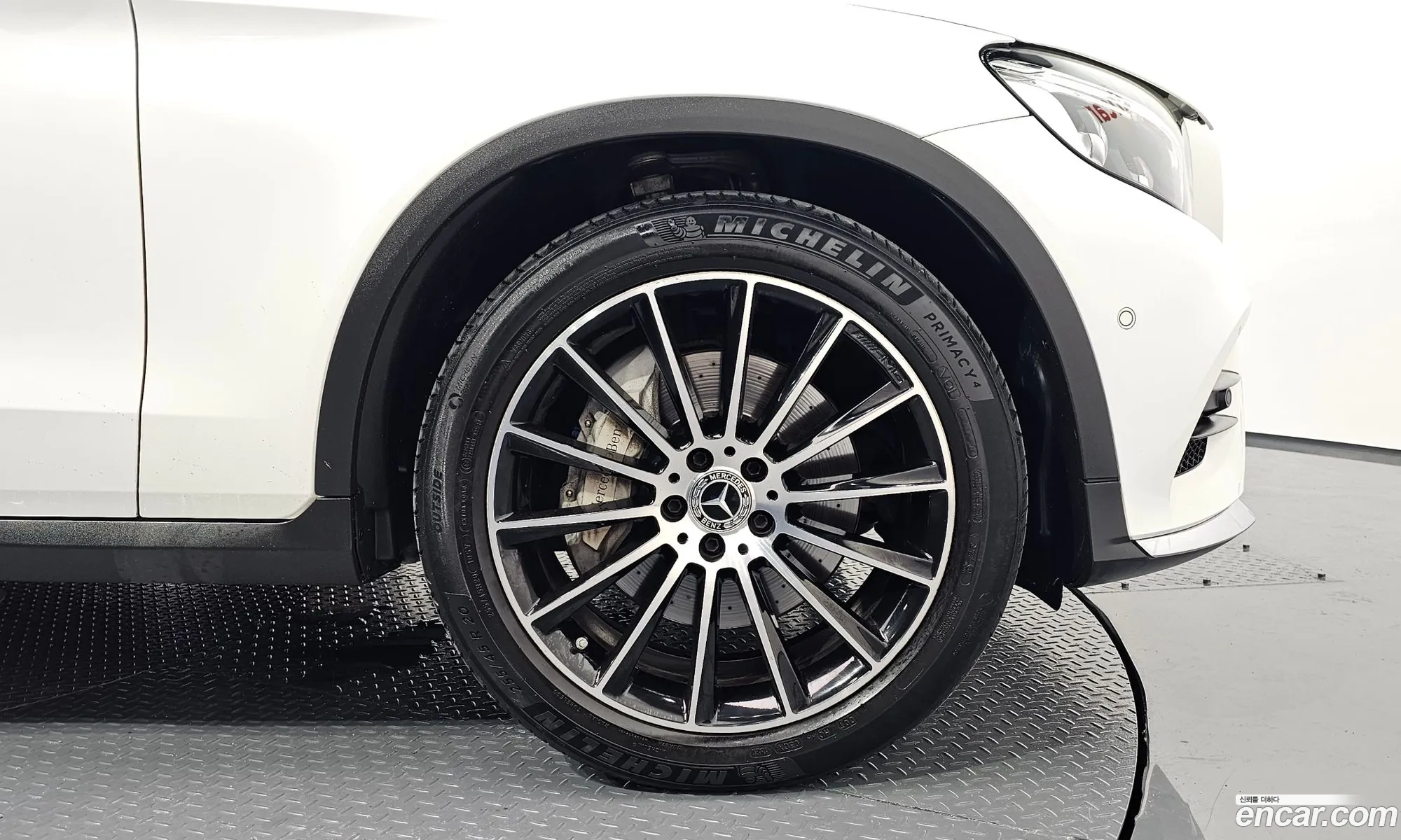 Mercedes Glc-Class X253 Glc300 4Matic Amg Line Coupe - фотография 18472376