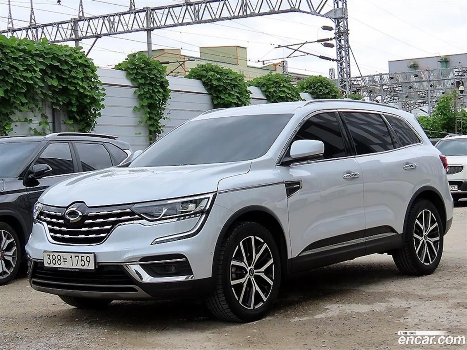 Renault Samsung Qm6 20 Lpe Re Signature 2Wd 2020 - фотография 2083385