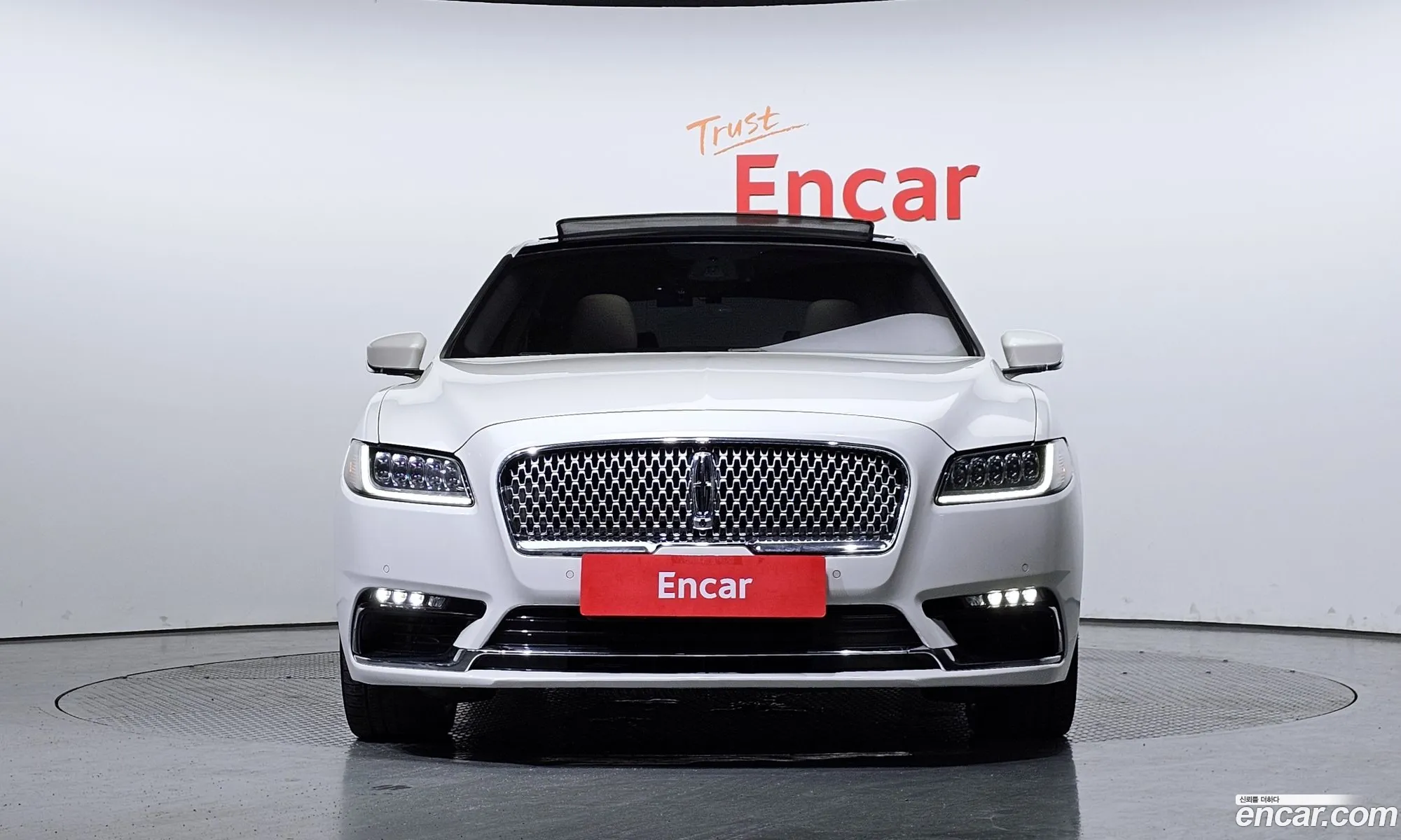 Lincoln Continental X 30 Awd 2017 - фотография 4609768