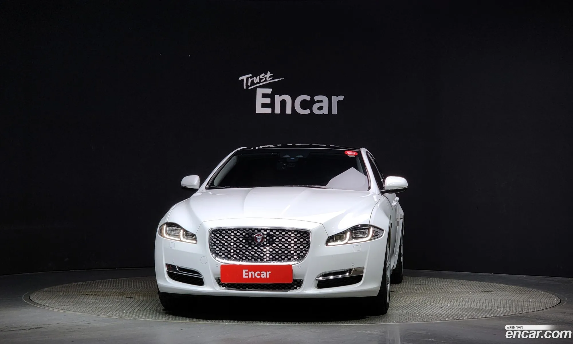 Jaguar Xj Iv X351 30D Premium Luxury Swb 2018 - фотография 4437258