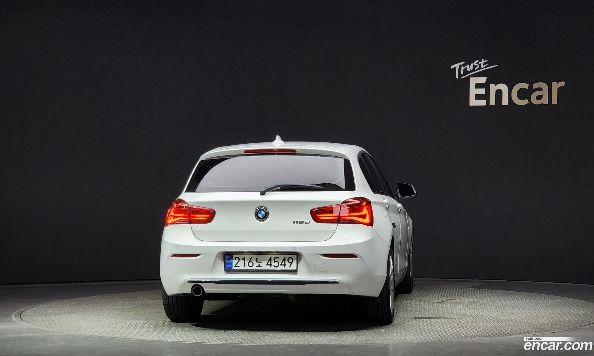 BMW 1Er Ii F20F21 118D Sport 5 Door 2016 - фотография 15474749