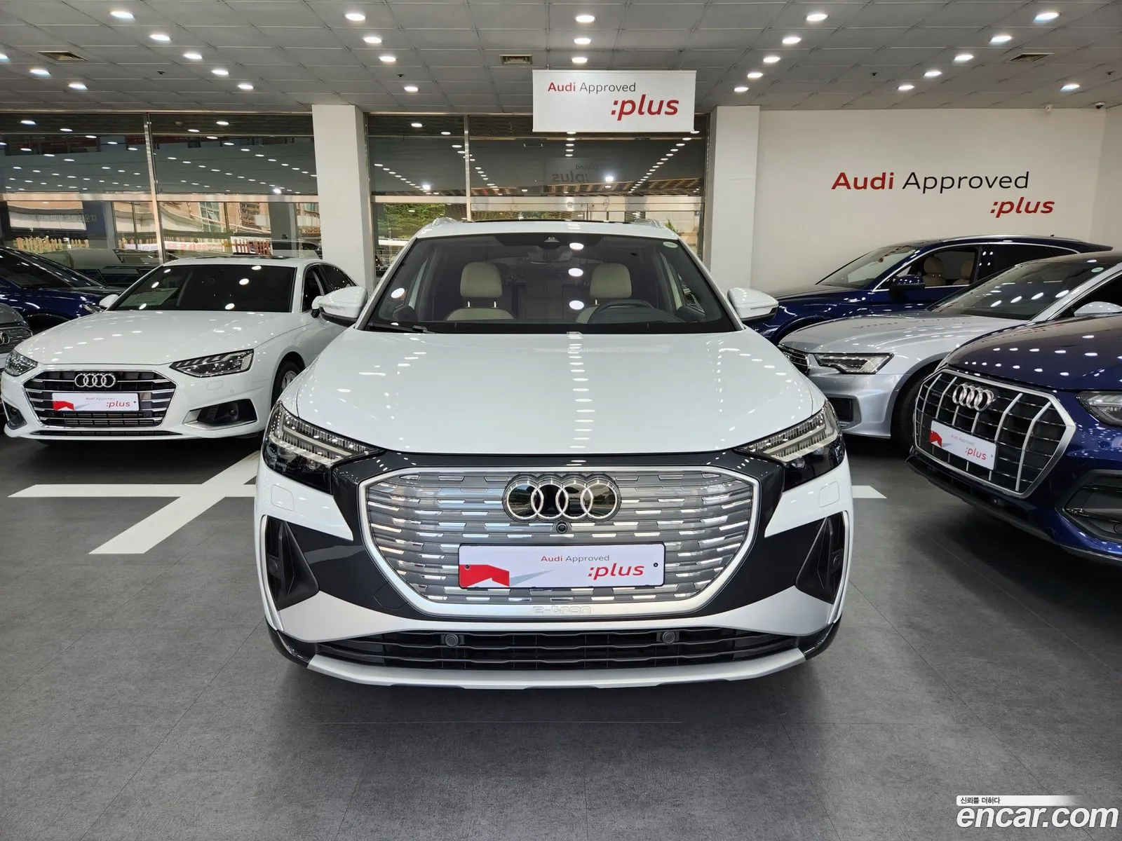 Audi Q4 E-Tron F4 40 Premium - фотография 1562394