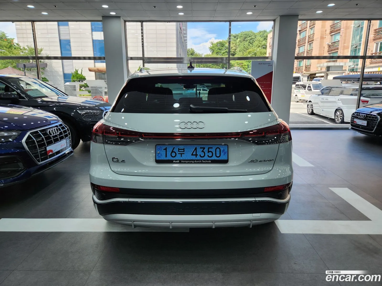 Audi Q4 E-Tron F4 40 Premium - фотография 1562395
