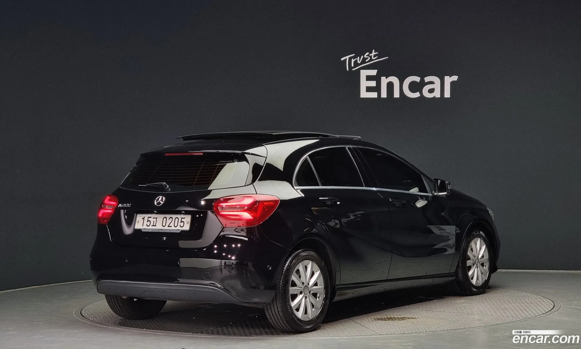Mercedes-Benz A-Klasse Iii W176 A200 2016 - фотография 18472385