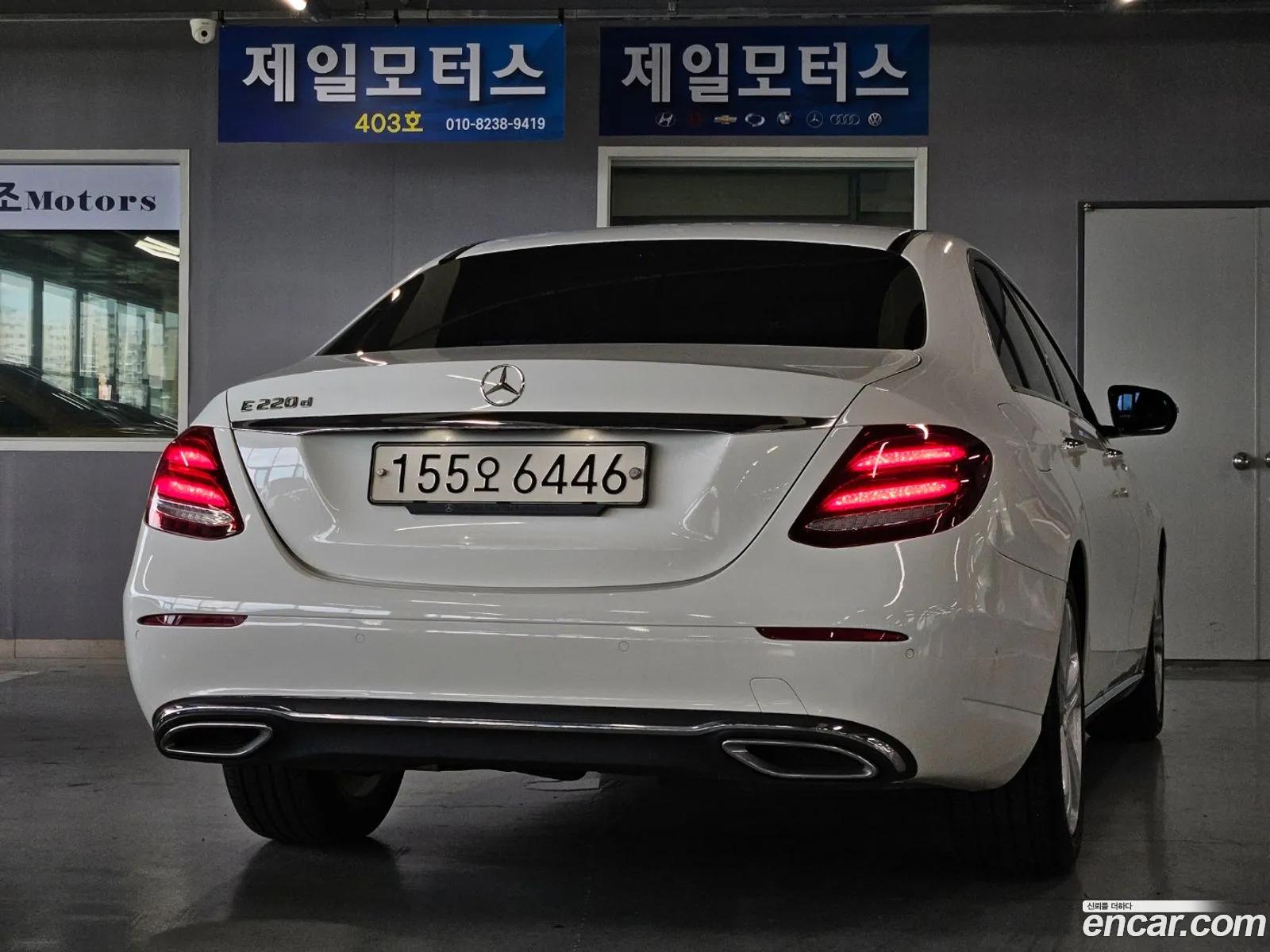 Mercedes-Benz E-Klasse E220D Avant Garde 2017 - фотография 18472409
