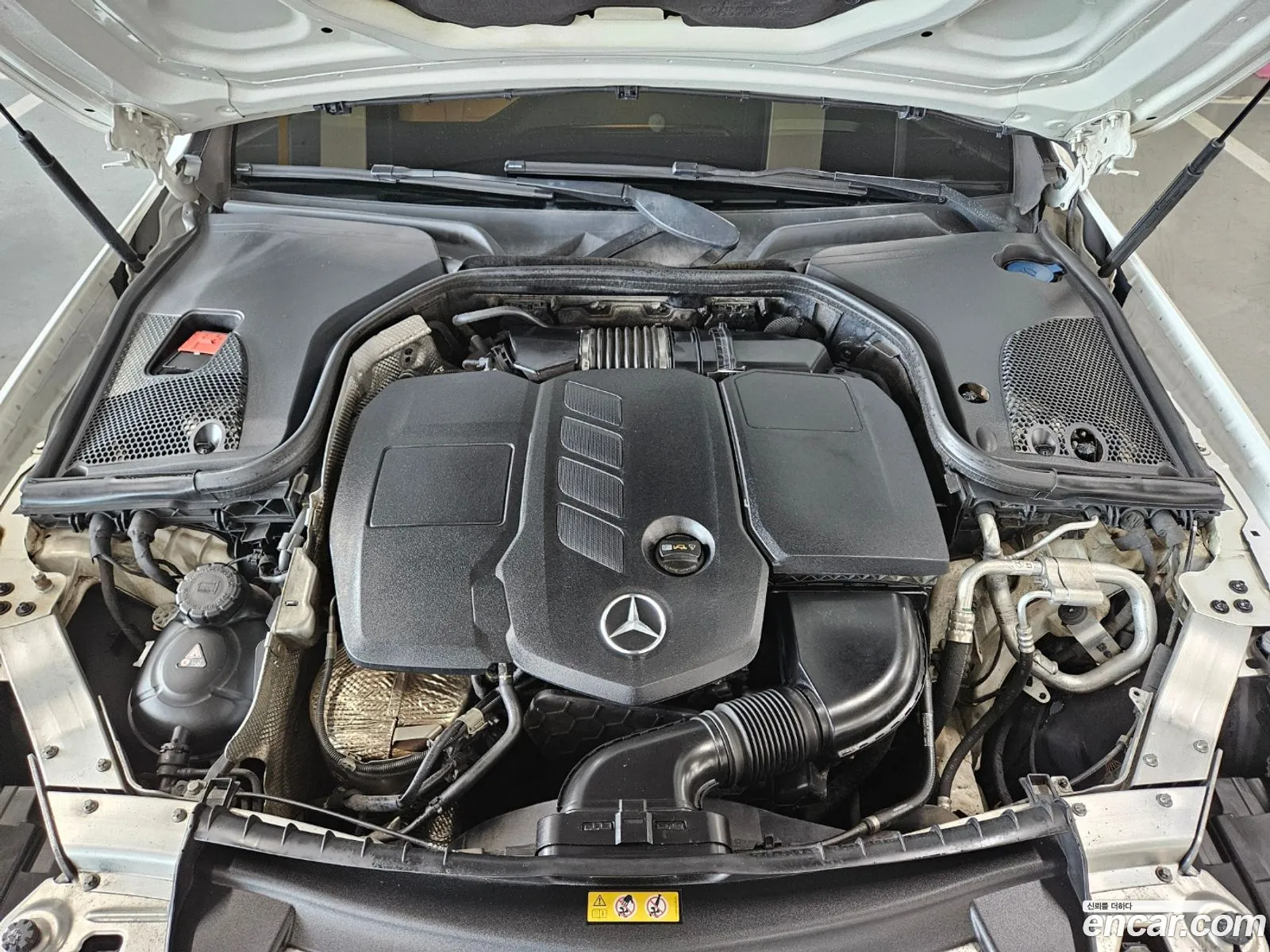 Mercedes-Benz E-Klasse E220D Avant Garde 2017 - фотография 18472413