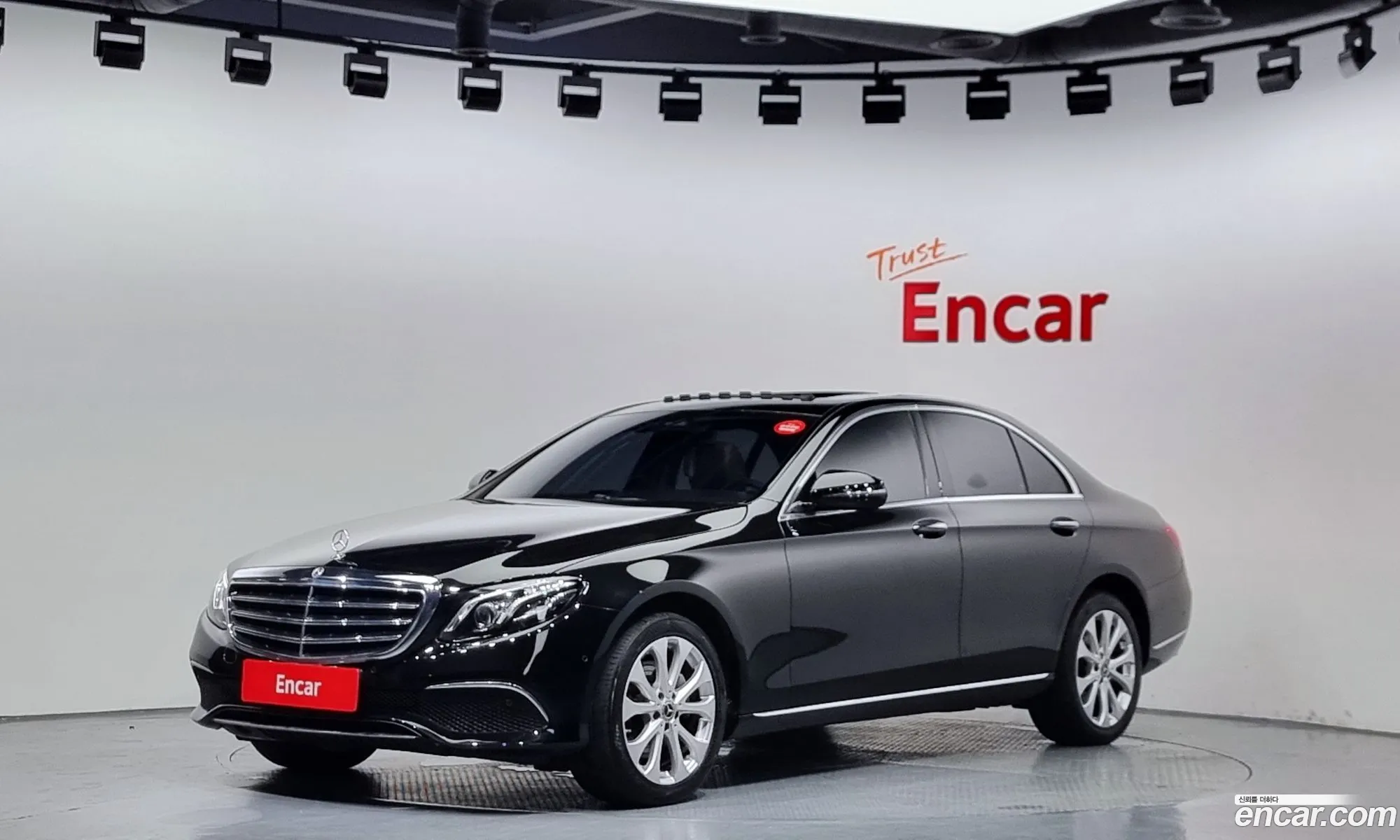 Mercedes-Benz E-Klasse V W213 S213 C238 E220D 4Matic Exclusive 2019 - фотография 18465447