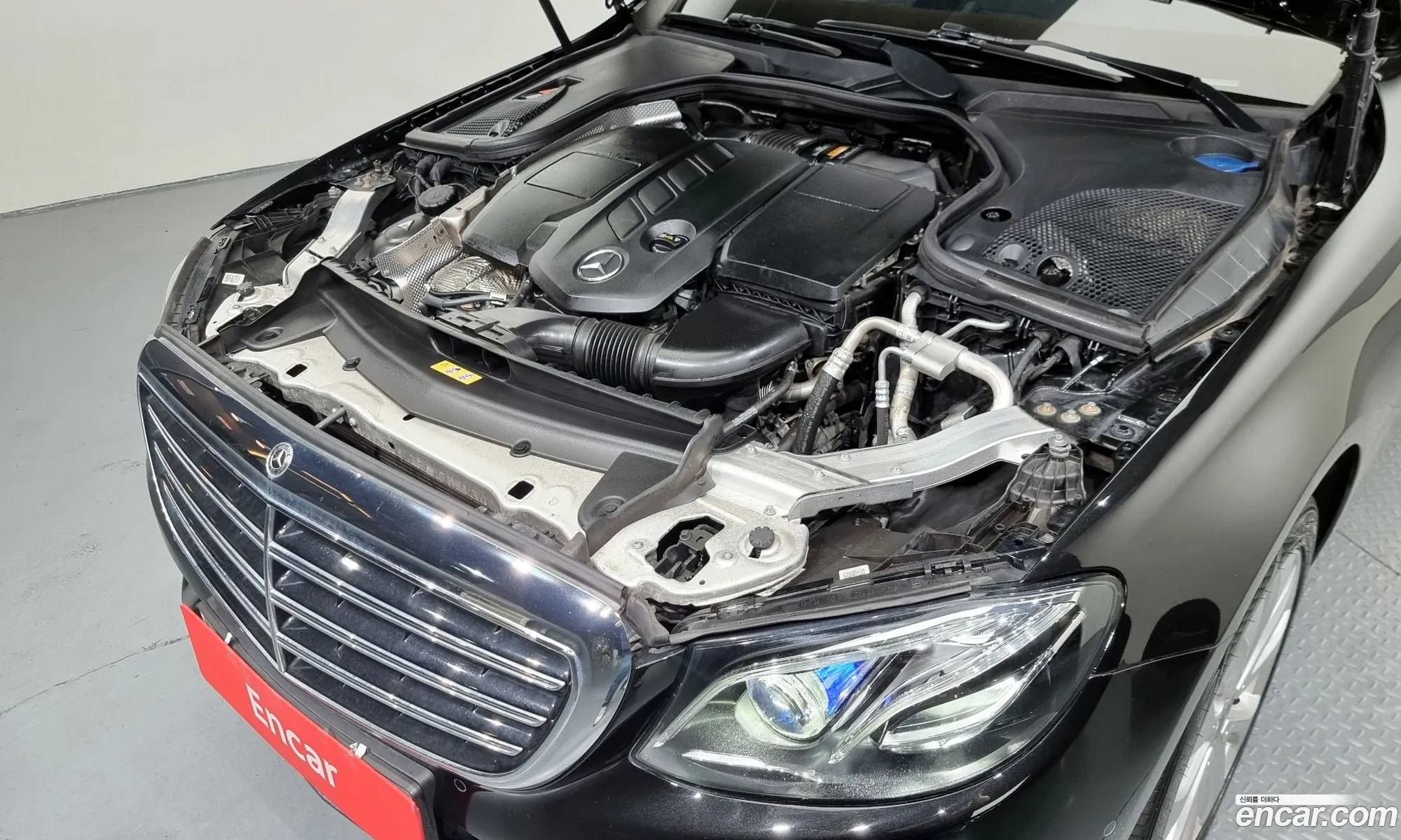 Mercedes-Benz E-Klasse V W213 S213 C238 E220D 4Matic Exclusive 2019 - фотография 18465452