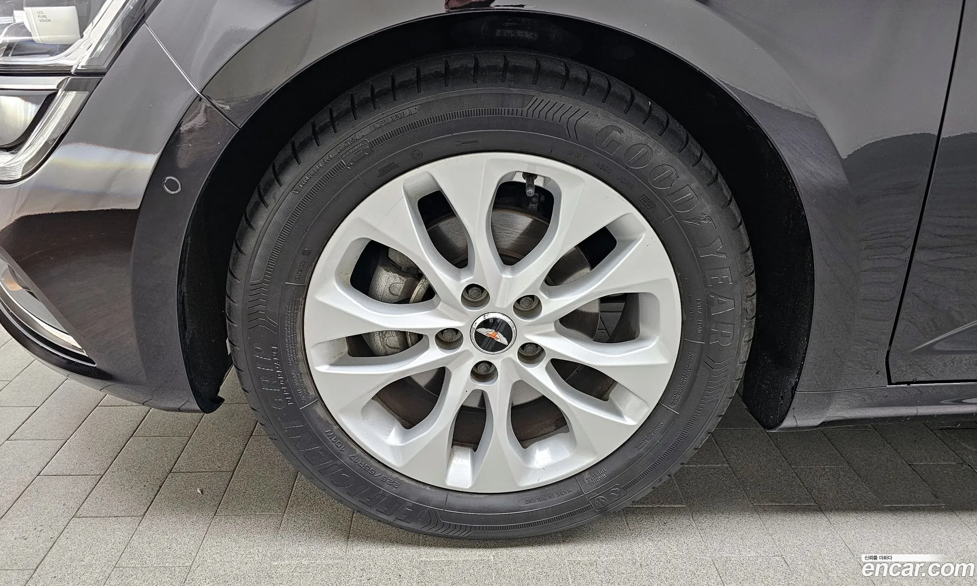 Renault Samsung Sm6 20 Lpe Re For The Disabled 2016 - фотография 1706053