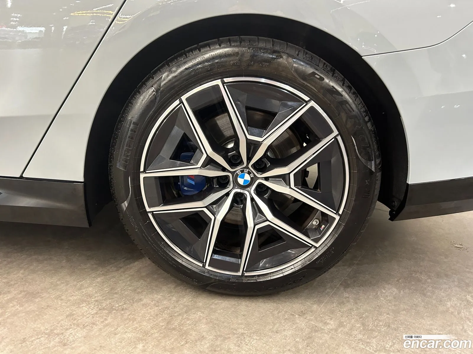 BMW 5Er 523D M Sports 2024 - фотография 15474762