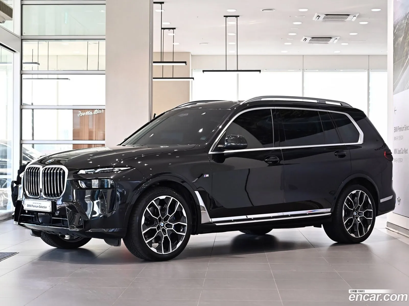BMW X7 xDrive 40I M Sports 7-Seater 2023 - фотография 2094363