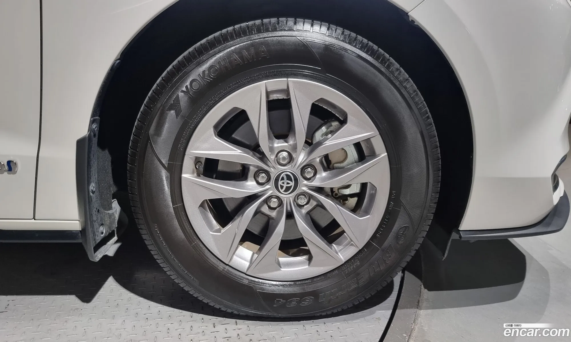 Toyota Sienna Iv 25 Hybrid Awd 2021 - фотография 14852131