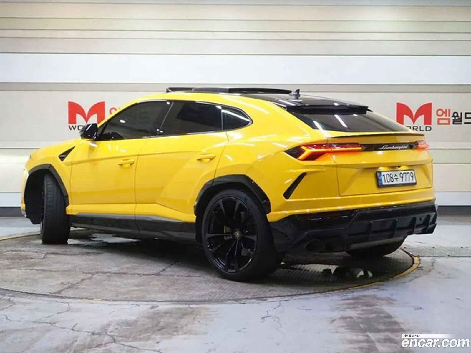 Lamborghini Urus I 40 V8 2021 - фотография 3750498