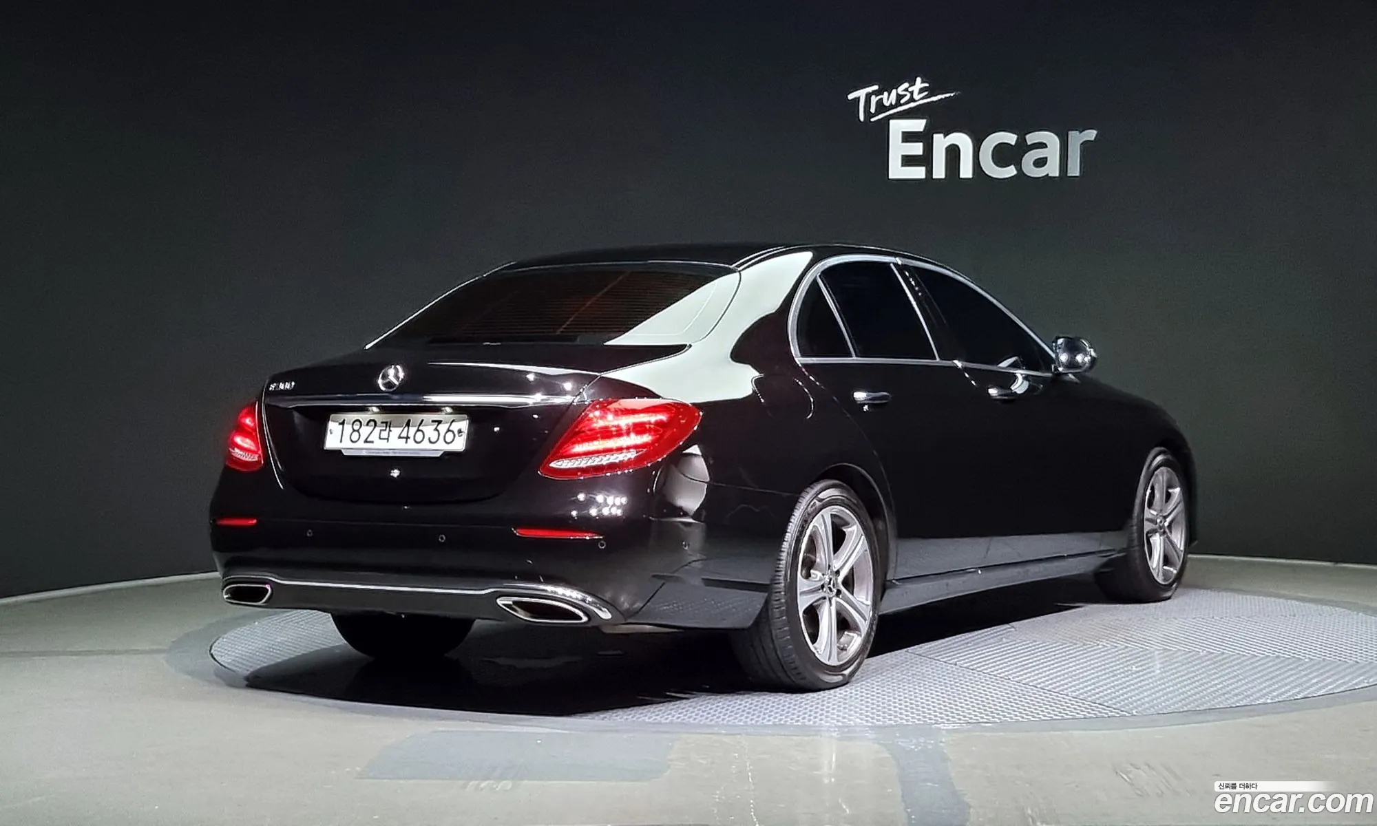 Mercedes-Benz E-Klasse V W213 S213 C238 E300 Avantgarde 2019 - фотография 18212651