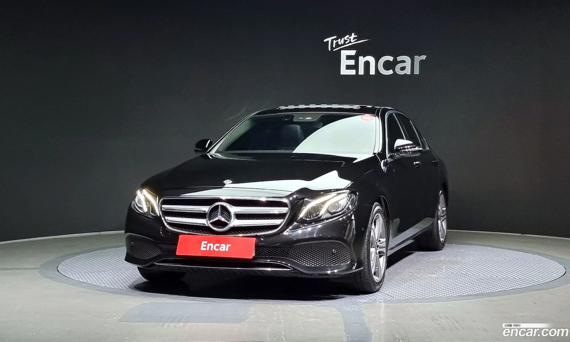 Mercedes-Benz E-Klasse V W213 S213 C238 E300 Avantgarde 2019 - фотография 18212652