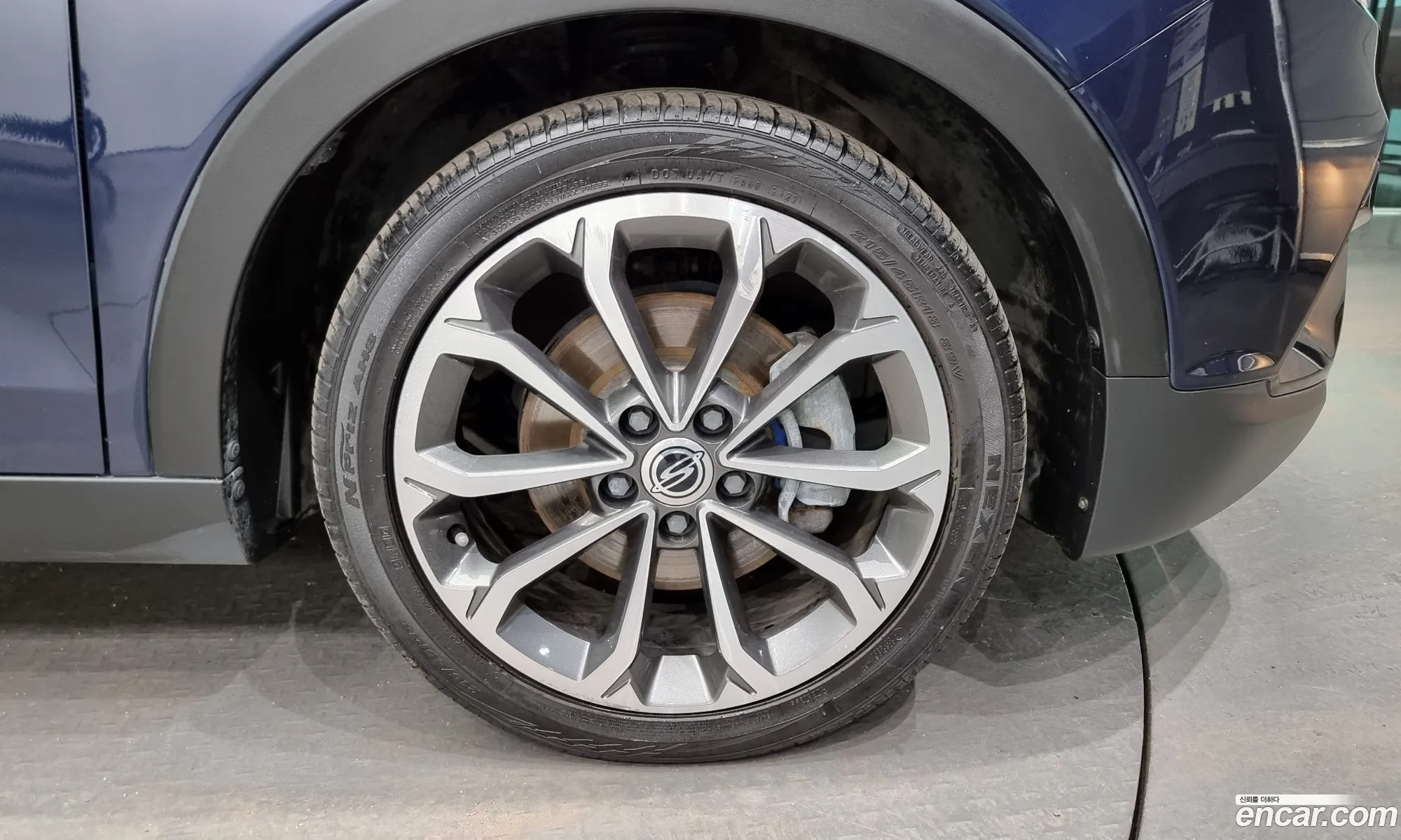 Kg Mobility Ssangyong Tivoli Diesel Lx 2Wd - фотография 8319585
