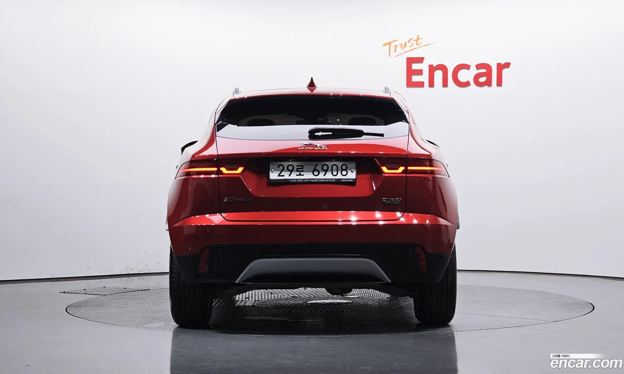 Jaguar E-Pace I D180S 2019 - фотография 4437332