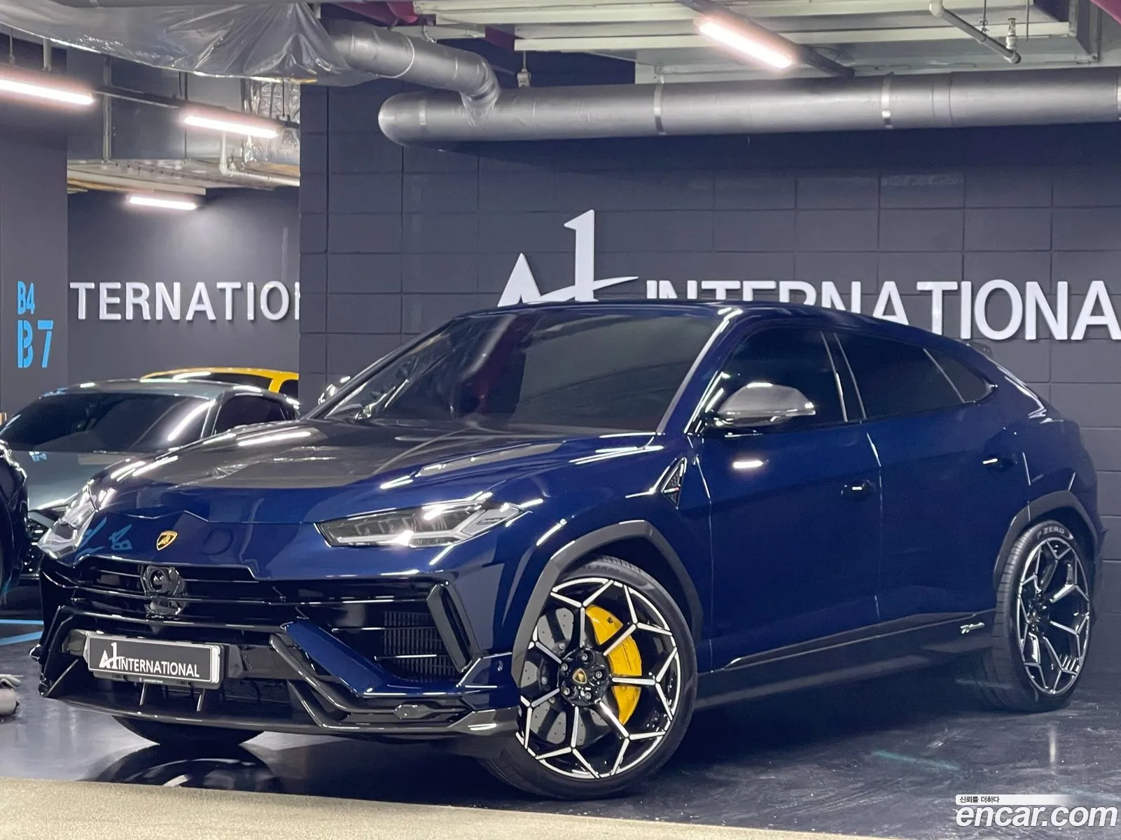 Lamborghini Urus 40 V8 Performante 2024 - фотография 3750533