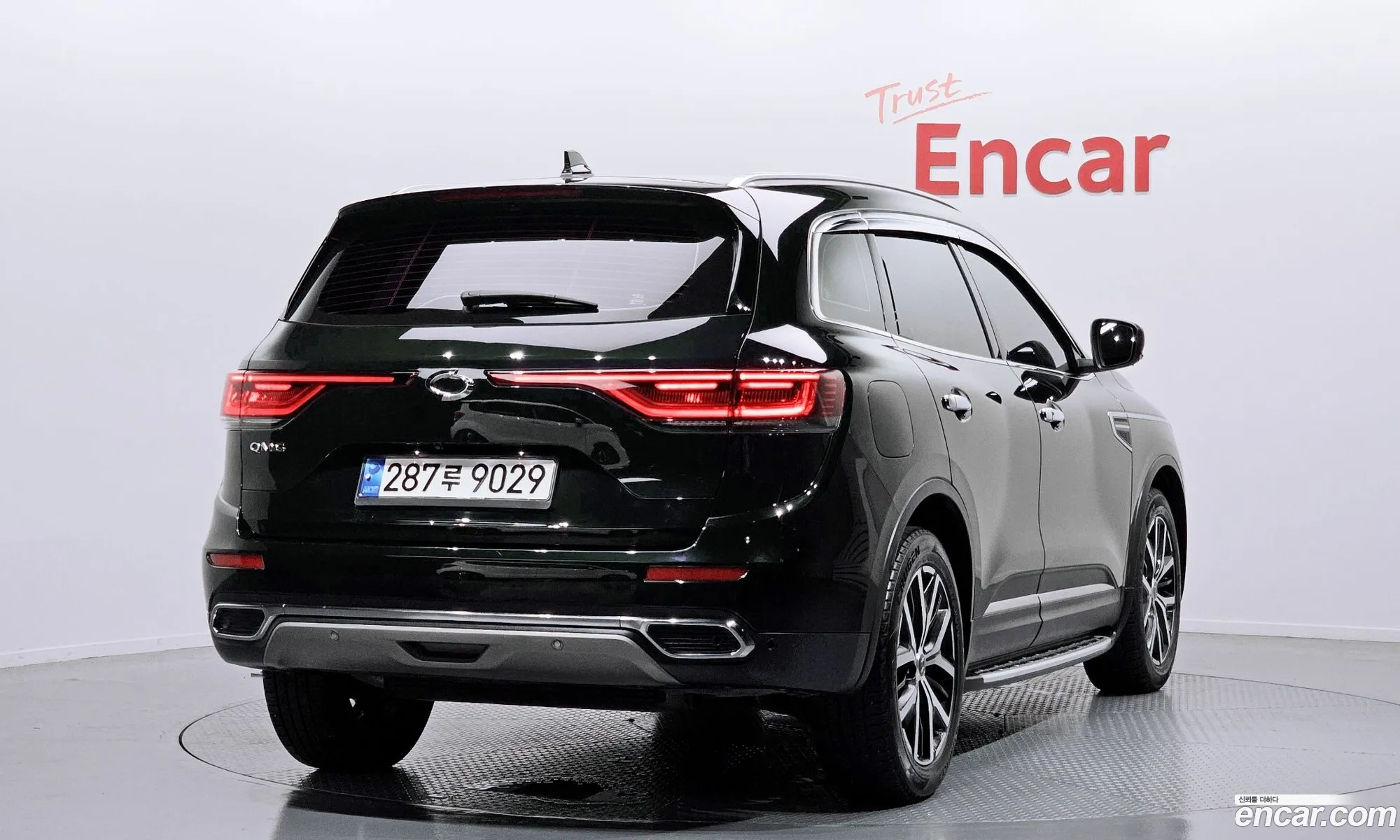 Renault Samsung Qm6 I 20 Lpe Re Signature 2Wd 2022 - фотография 1536013