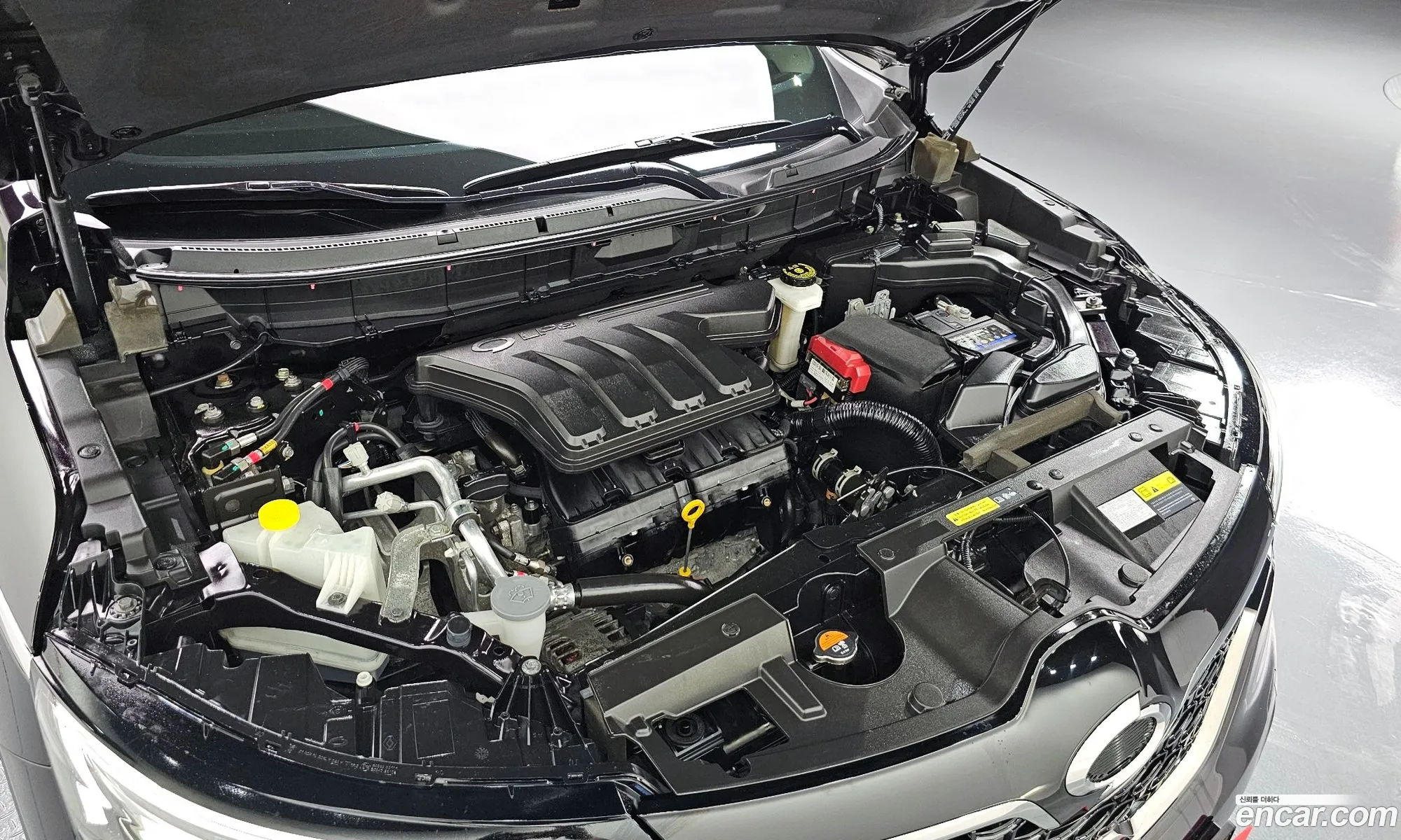 Renault Samsung Qm6 I 20 Lpe Re Signature 2Wd 2022 - фотография 1536017
