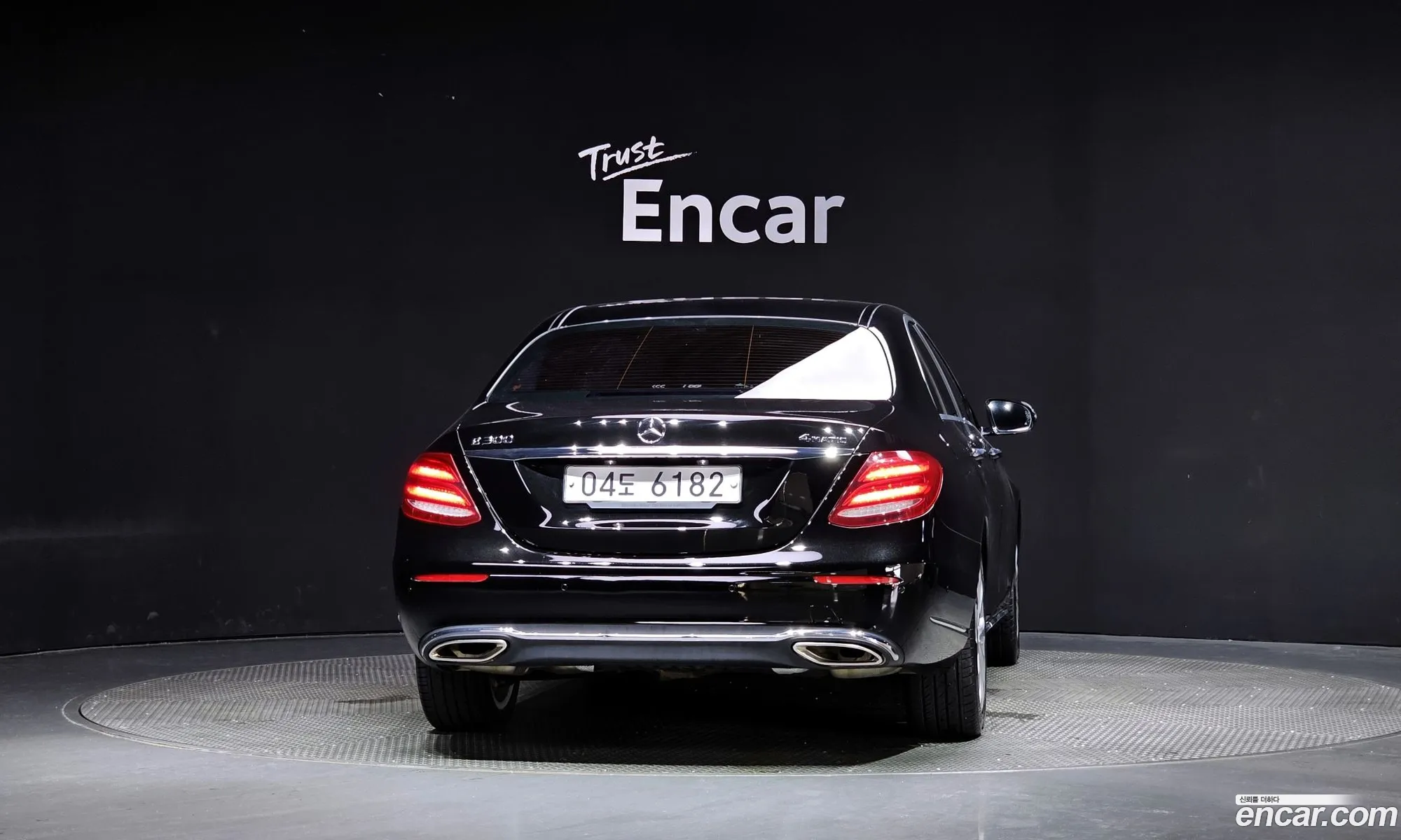 Mercedes-Benz E-Klasse V W213 S213 C238 E300 4Matic Exclusive 2018 - фотография 18338460