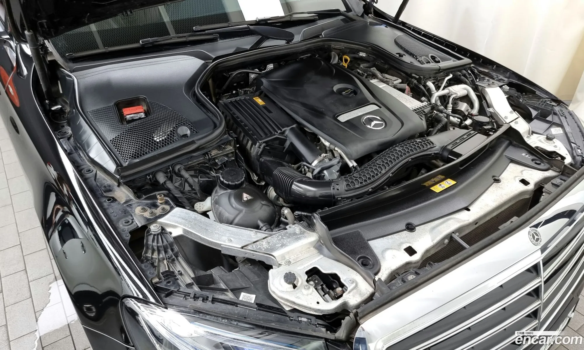 Mercedes-Benz E-Klasse V W213 S213 C238 E300 4Matic Exclusive 2018 - фотография 18338462