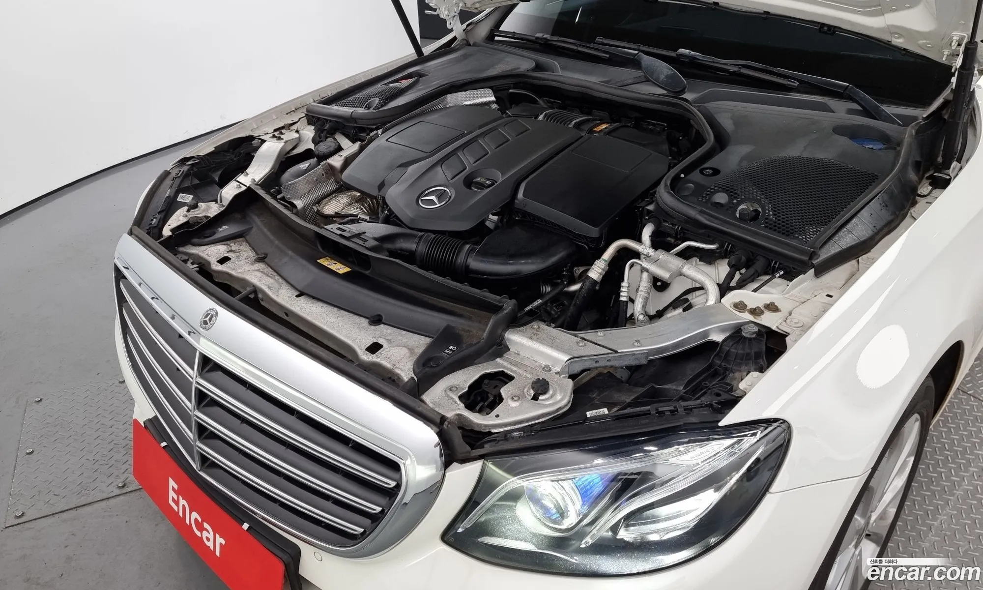 Benz E-Class W213 E220D 4Matic Exclusive - фотография 18465464