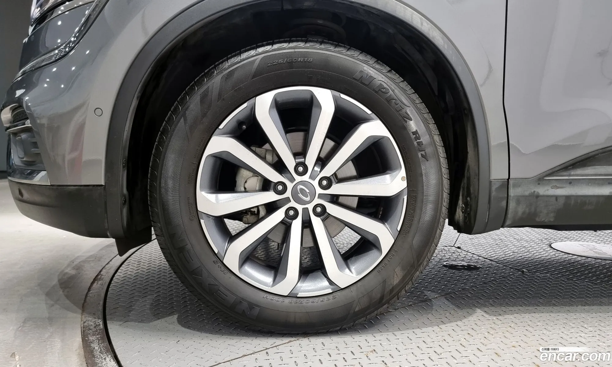 Renault Samsung Qm6 20 Lpe Re 2Wd 2020 - фотография 1657244
