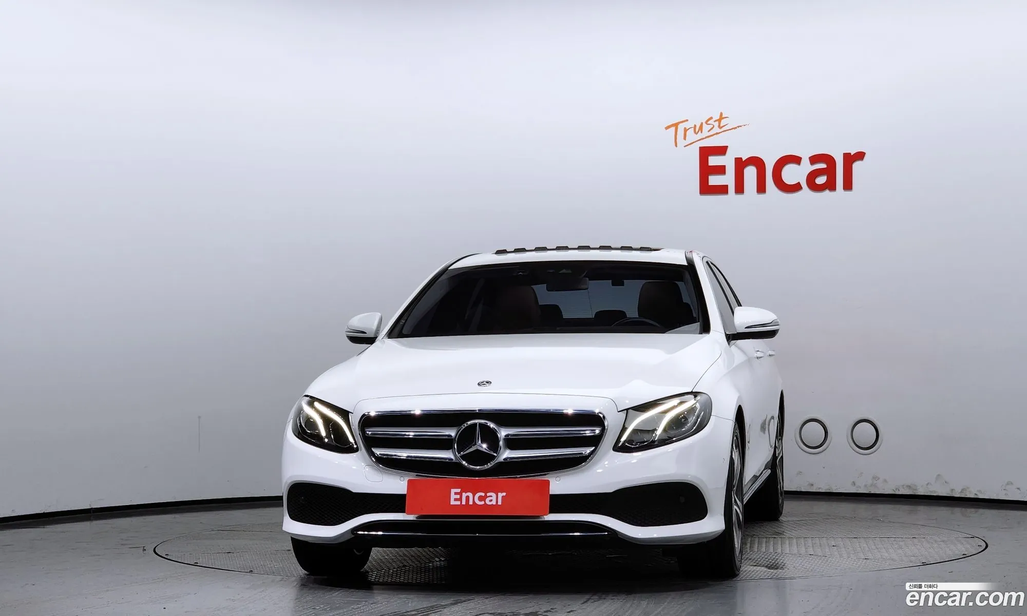 Mercedes-Benz E-Klasse V W213 S213 C238 E300 Avantgarde 2019 - фотография 18364920