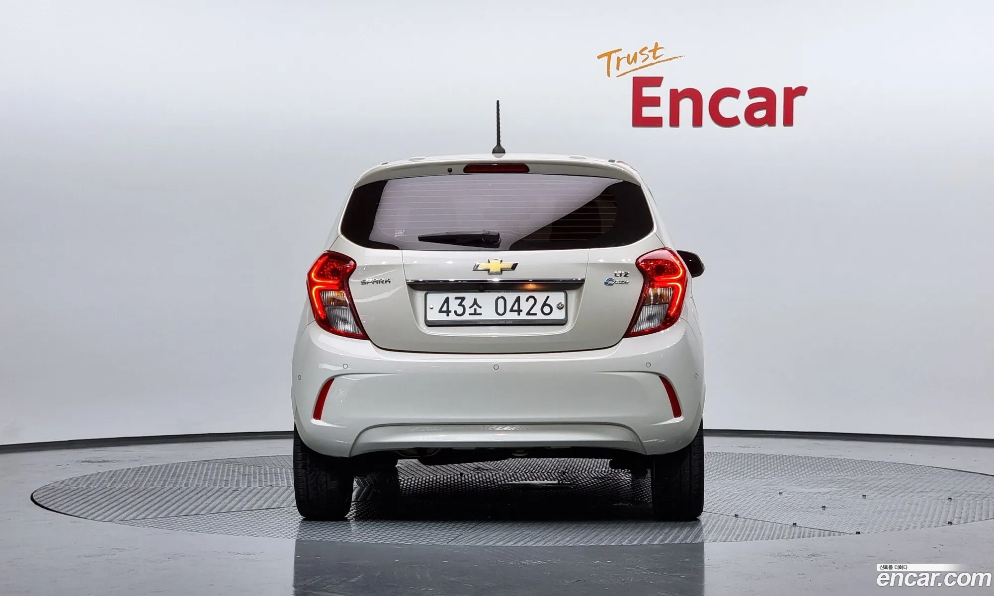 Chevrolet Spark Ltz 2016 - фотография 4788741