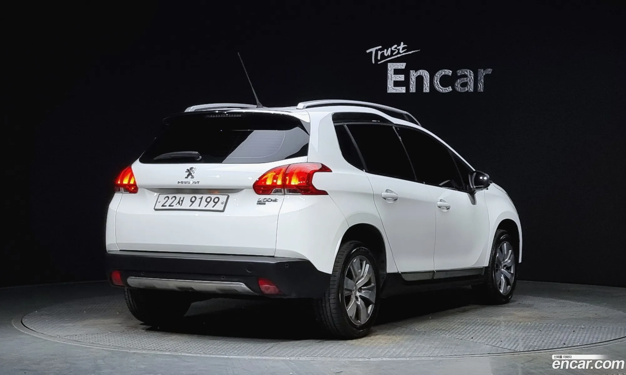 Peugeot 2008 16 E-Hdi Pelin 2015 - фотография 4635619