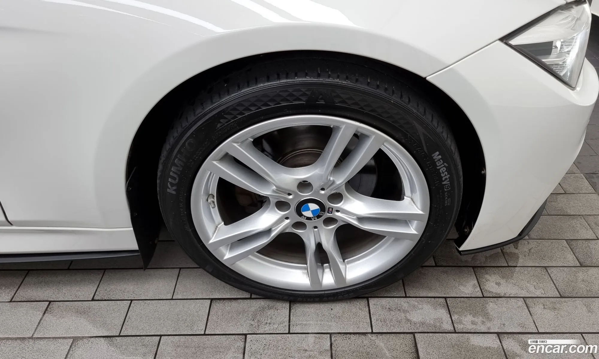 BMW 3Er 330I M Sports Shadow 2018 - фотография 14849158