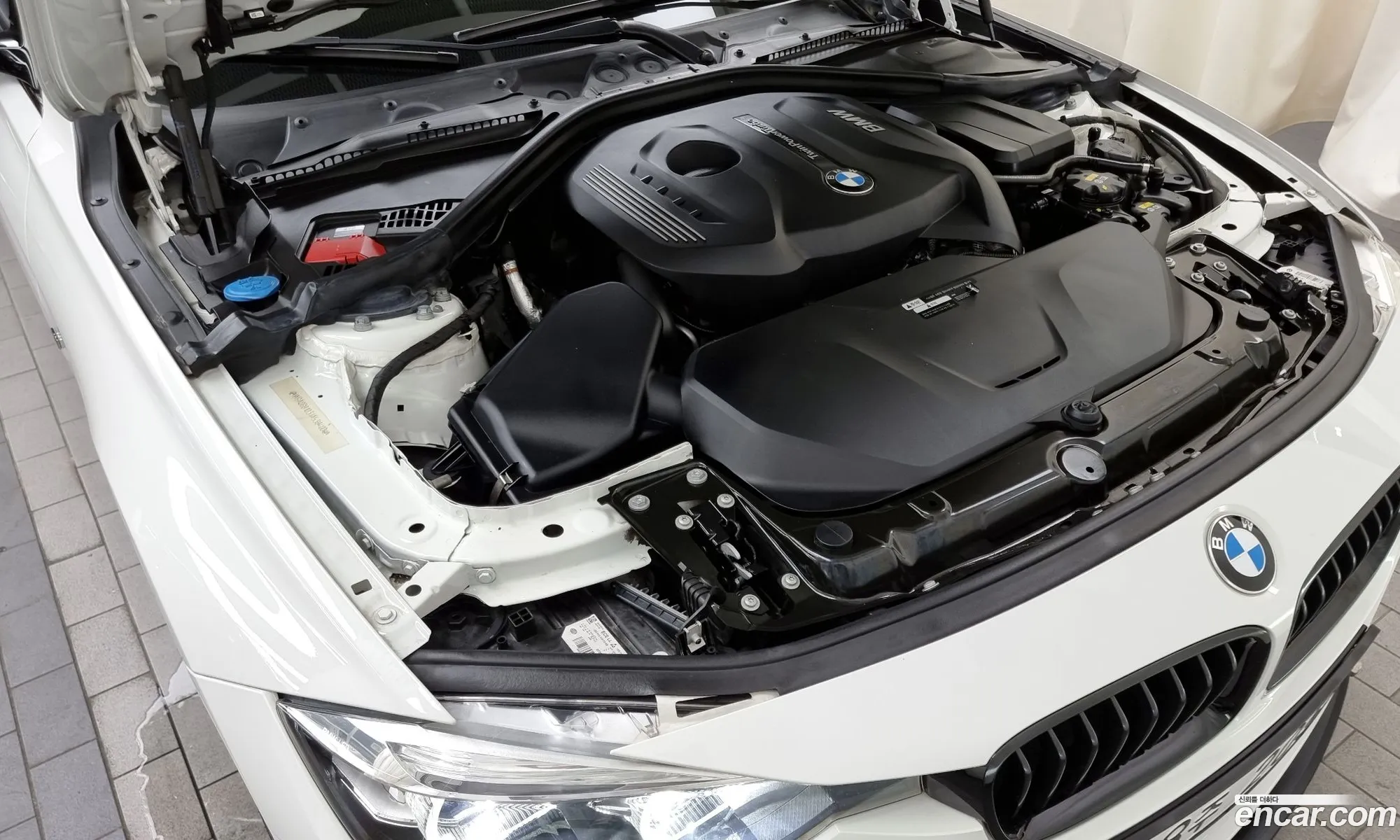 BMW 3Er 330I M Sports Shadow 2018 - фотография 14849159
