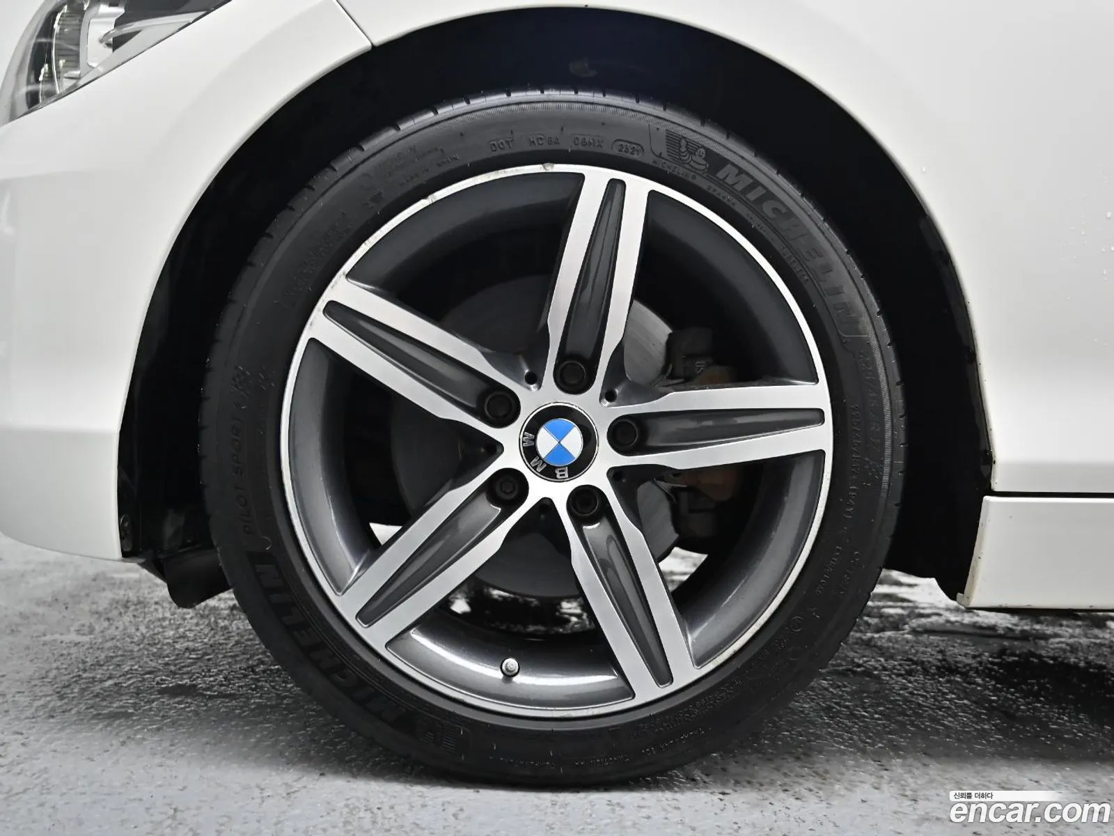 BMW 1Er Ii F20F21 118D Sport 5 Door 2016 - фотография 14849106