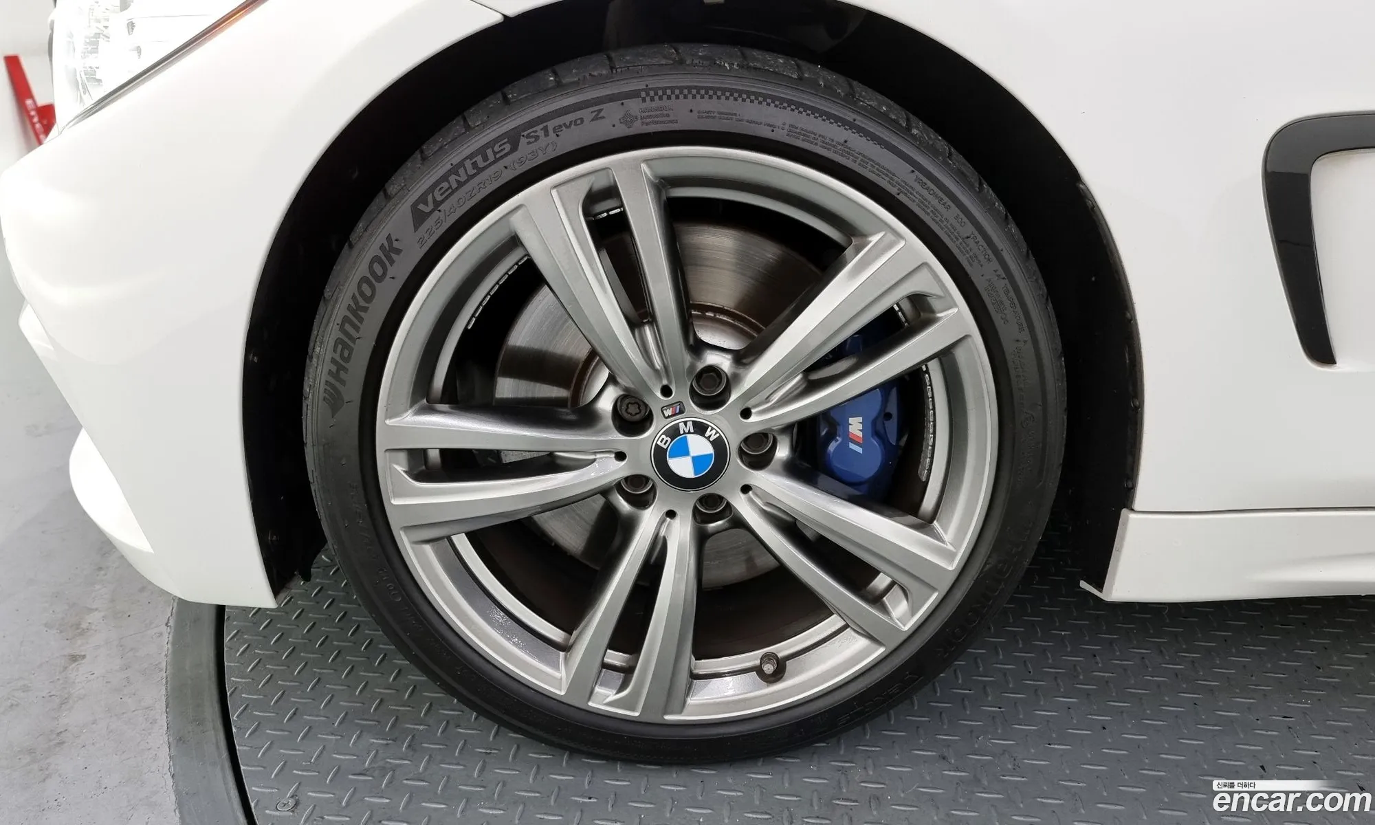 BMW 4Er F32F33F36 428I Convertible Vision 100 Edition 2017 - фотография 15383583