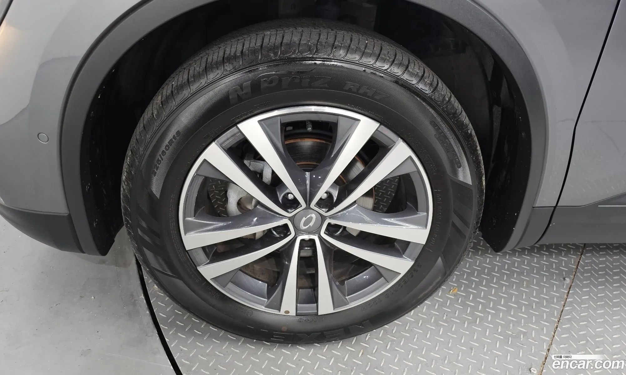 Renault Samsung Qm6 20 Lpe Le 2Wd 2020 - фотография 4609490
