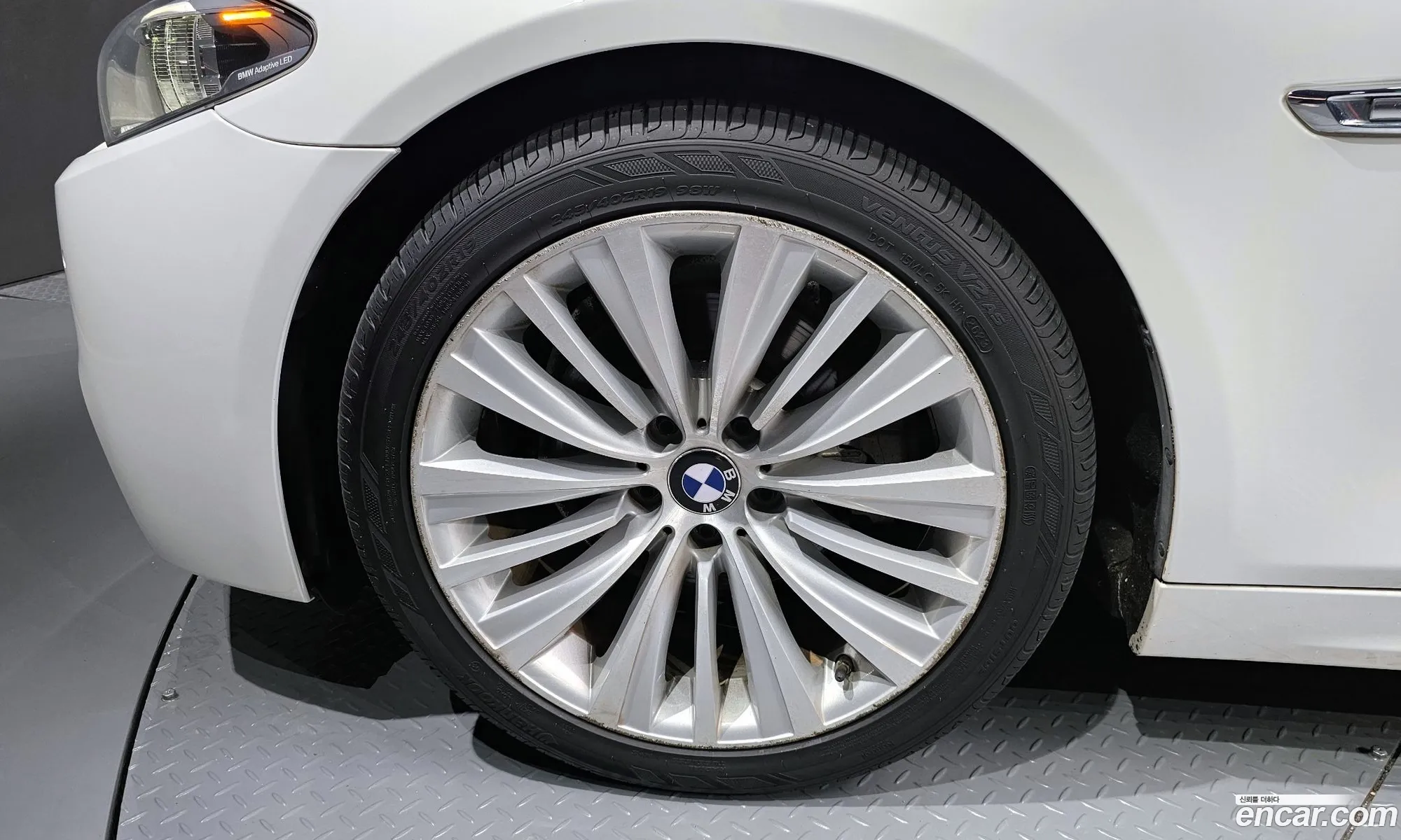 BMW 5Er Vi F10F11F07 520D Luxury Plus 2015 - фотография 15383595