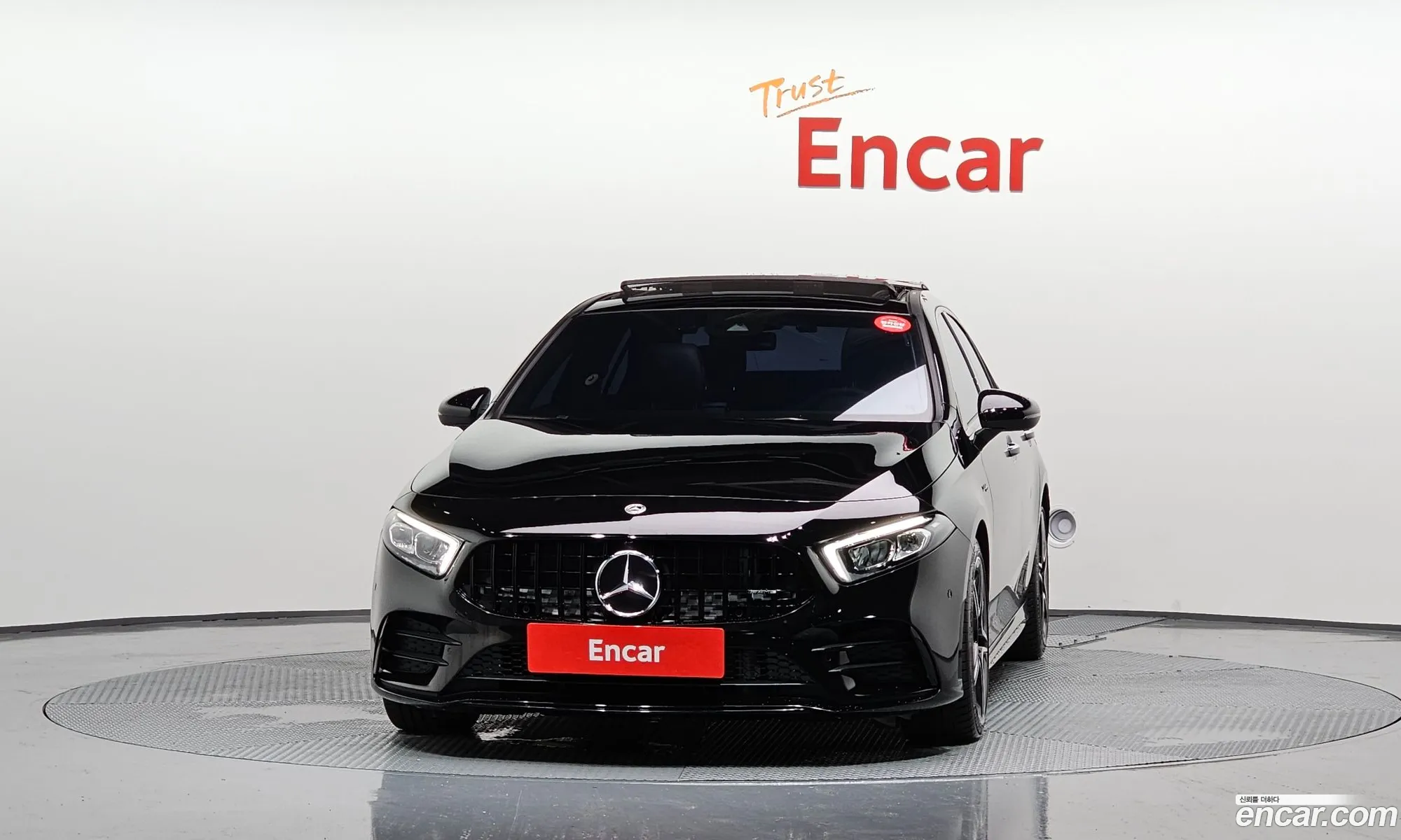 Mercedes-Benz A-Klasse Amg A35 4Matic Sedan 2023 - фотография 18364908