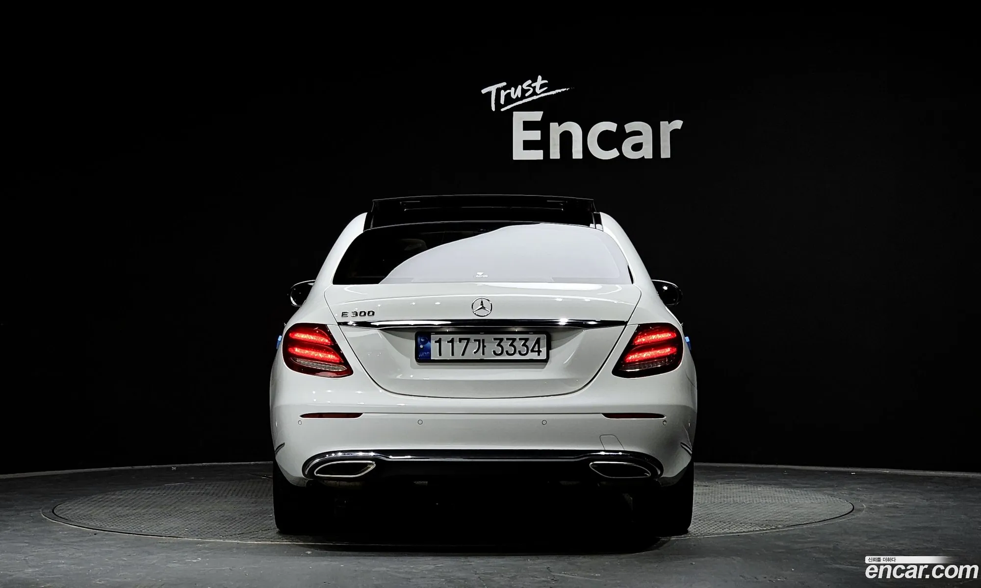 Mercedes-Benz E-Klasse V W213 S213 C238 E300 Exclusive 2019 - фотография 18338496