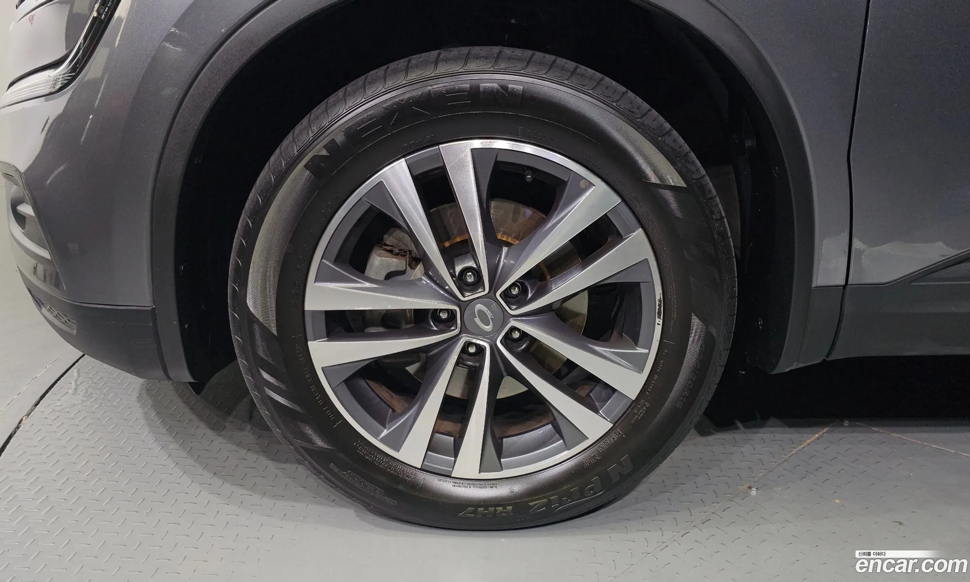 Renault Samsung Qm6 Diesel 2Wd Re 2017 - фотография 1686511