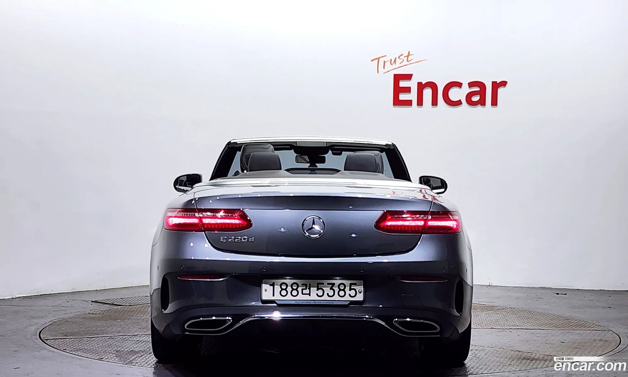 Mercedes E-Class W213 E220D Cabriolet - фотография 18384997