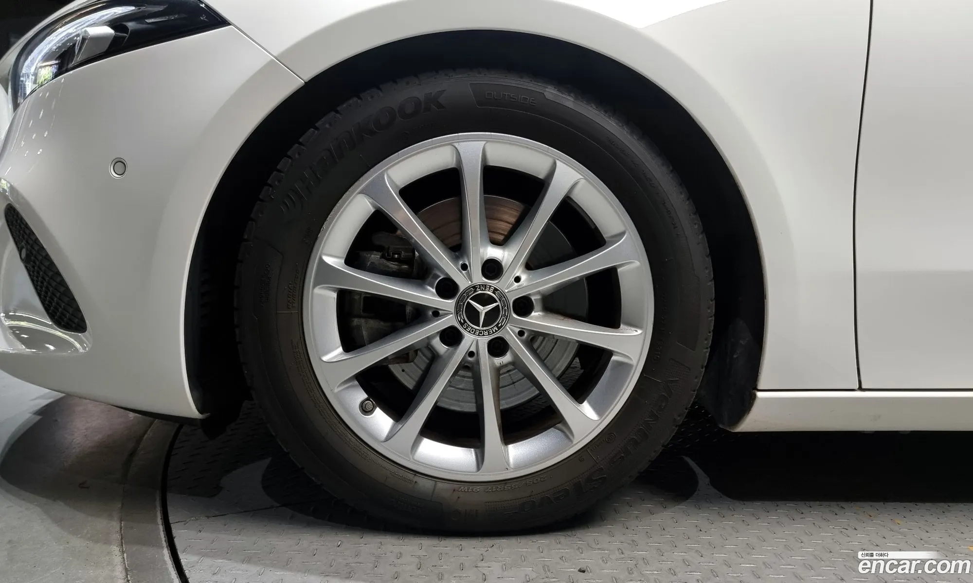 Mercedes-Benz A-Klasse Iv W177 A220 Sedan 2020 - фотография 18213048
