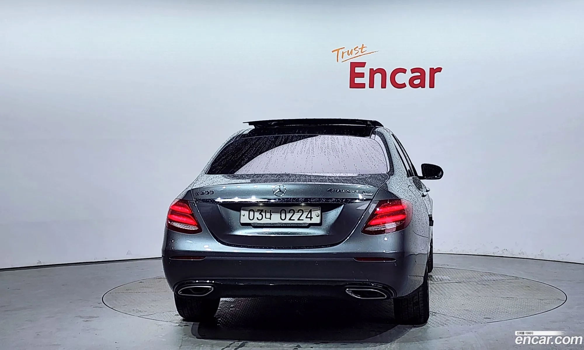 Mercedes-Benz E-Klasse E300 Avantgarde 2016 - фотография 18368589