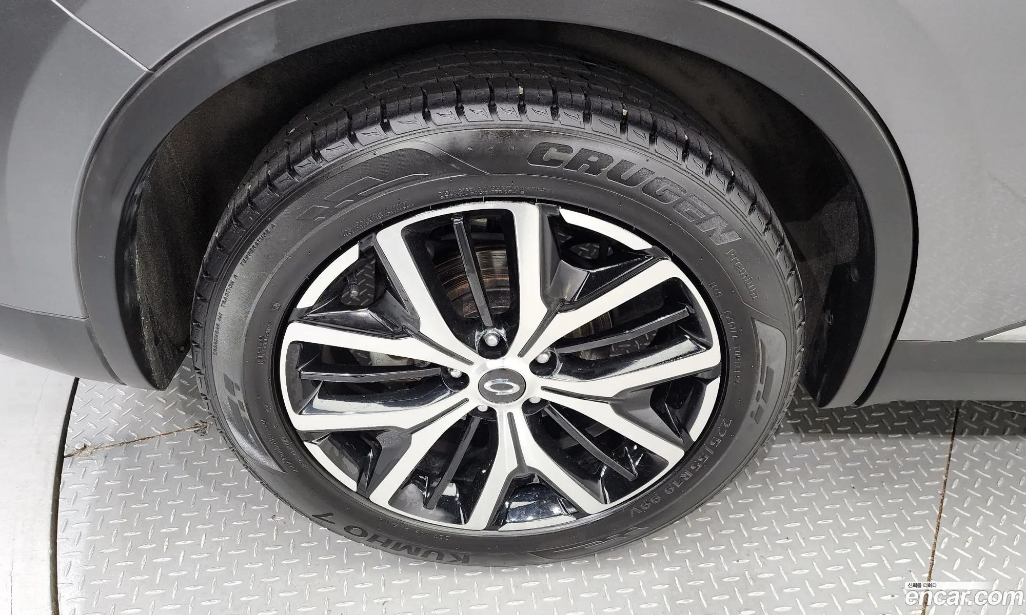 Renault Samsung Qm6 20 Lpe Re Signature 2Wd 2020 - фотография 1678758