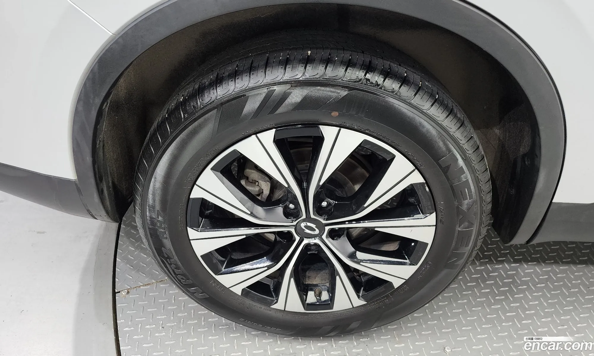 Renault Samsung Qm6 20 Lpe Le 2Wd 2020 - фотография 1657208