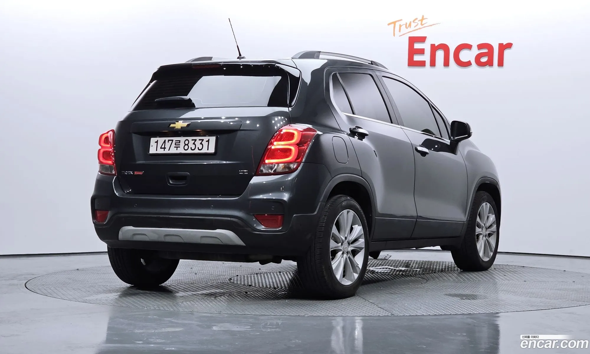 Chevrolet Trax I 14 Ltz 2017 - фотография 19647137