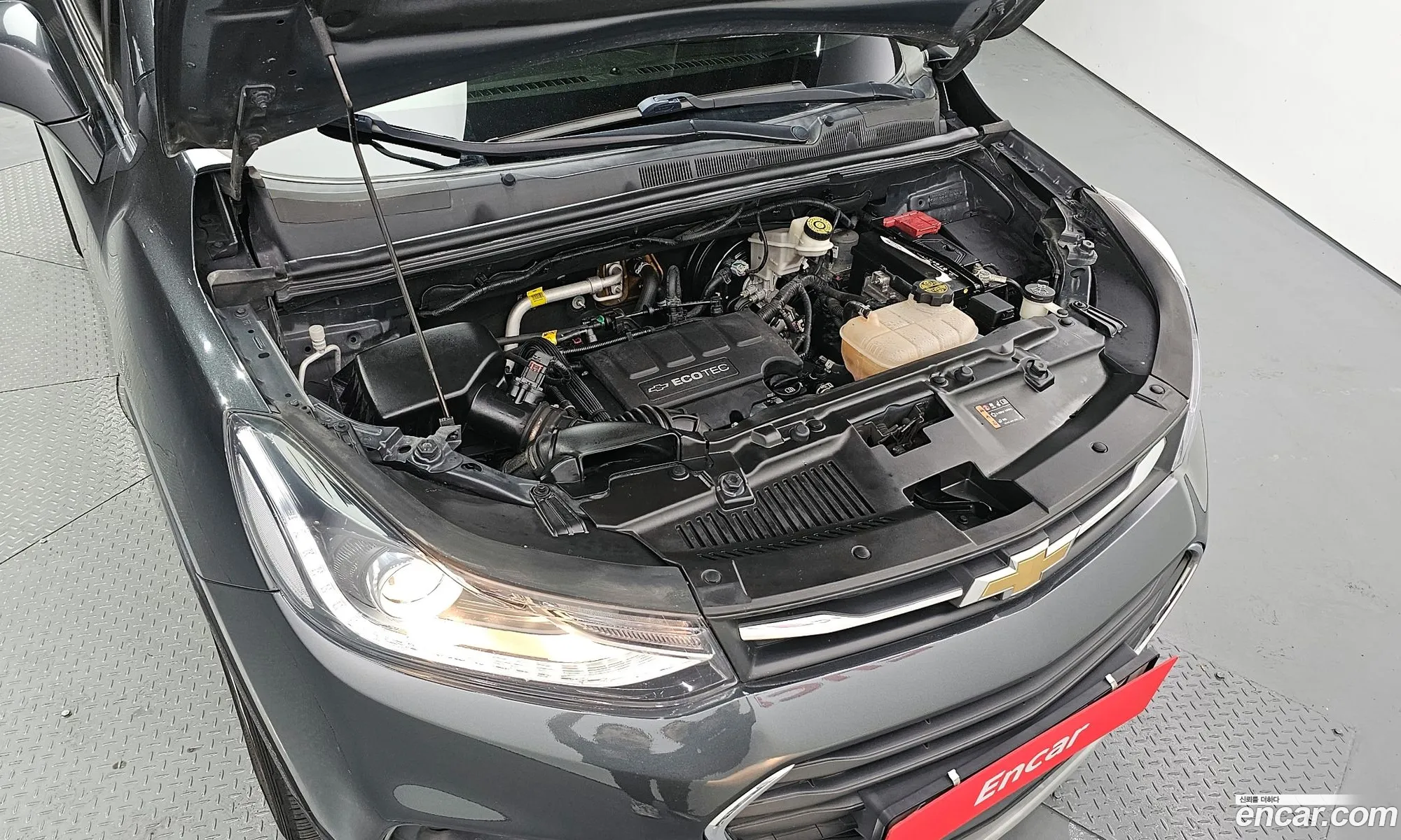 Chevrolet Trax I 14 Ltz 2017 - фотография 19647141