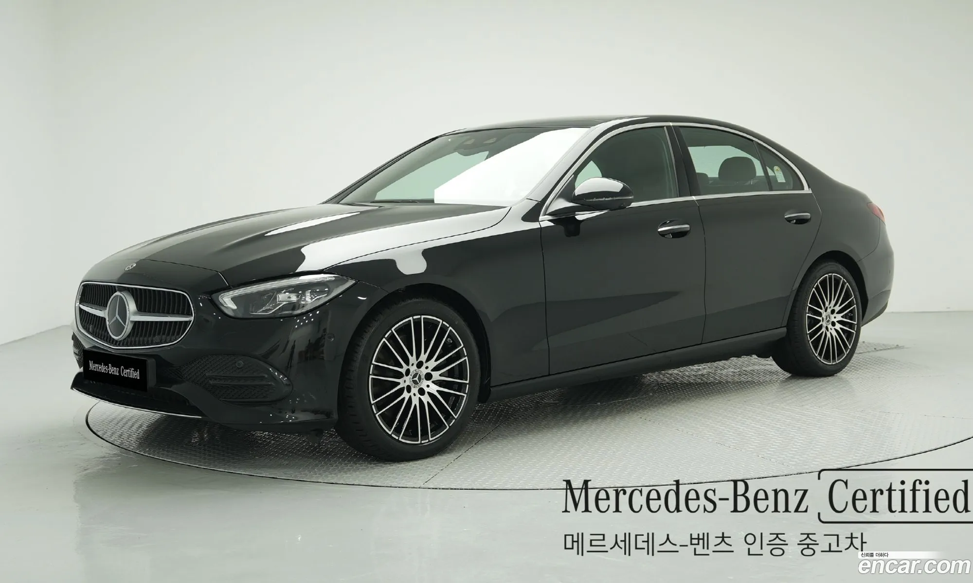 Mercedes-Benz C-Klasse C300 4Matic Avant Garde 2024 - фотография 18385373