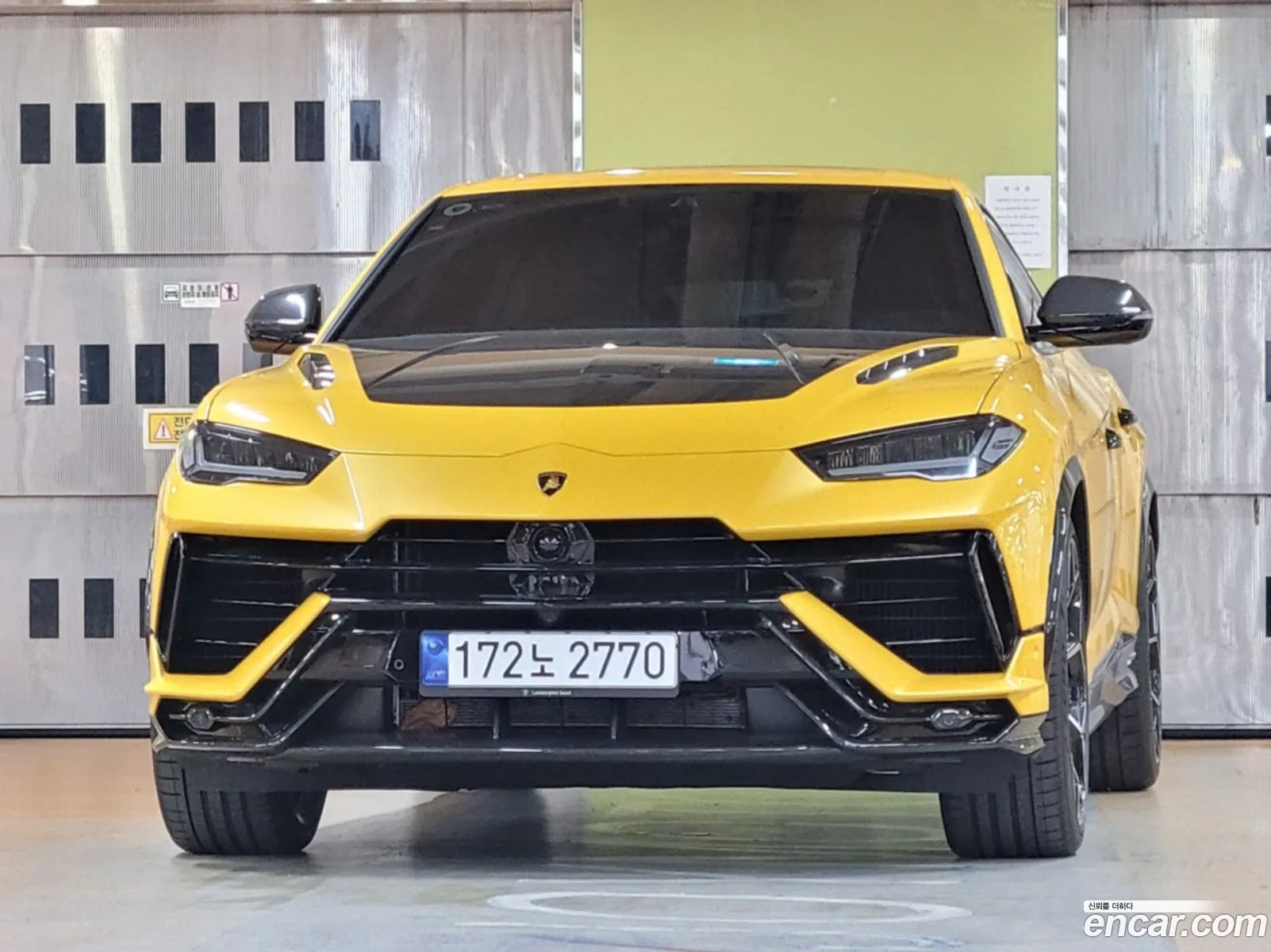 Lamborghini Urus 40 V8 Performante - фотография 3532746