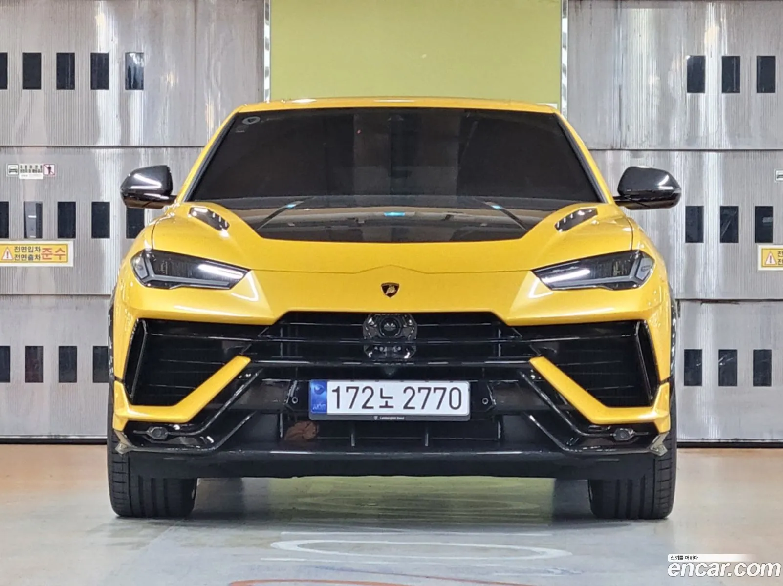 Lamborghini Urus 40 V8 Performante - фотография 3721635